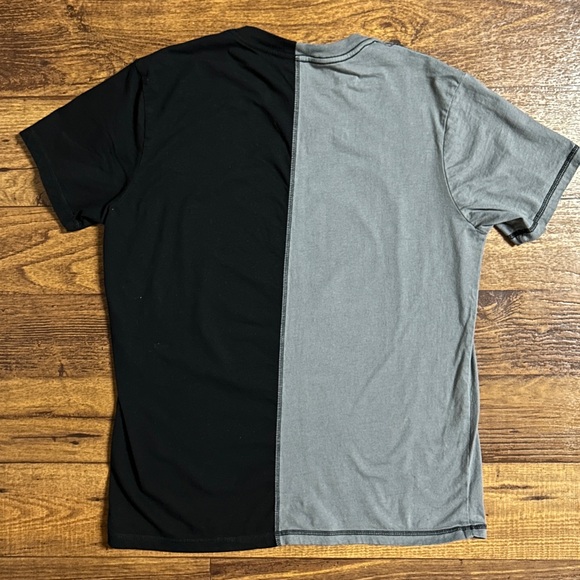 The Nightmare Before Christmas • Disney • Size Medium • Black/ Grey • Shirt - Picture 6 of 8